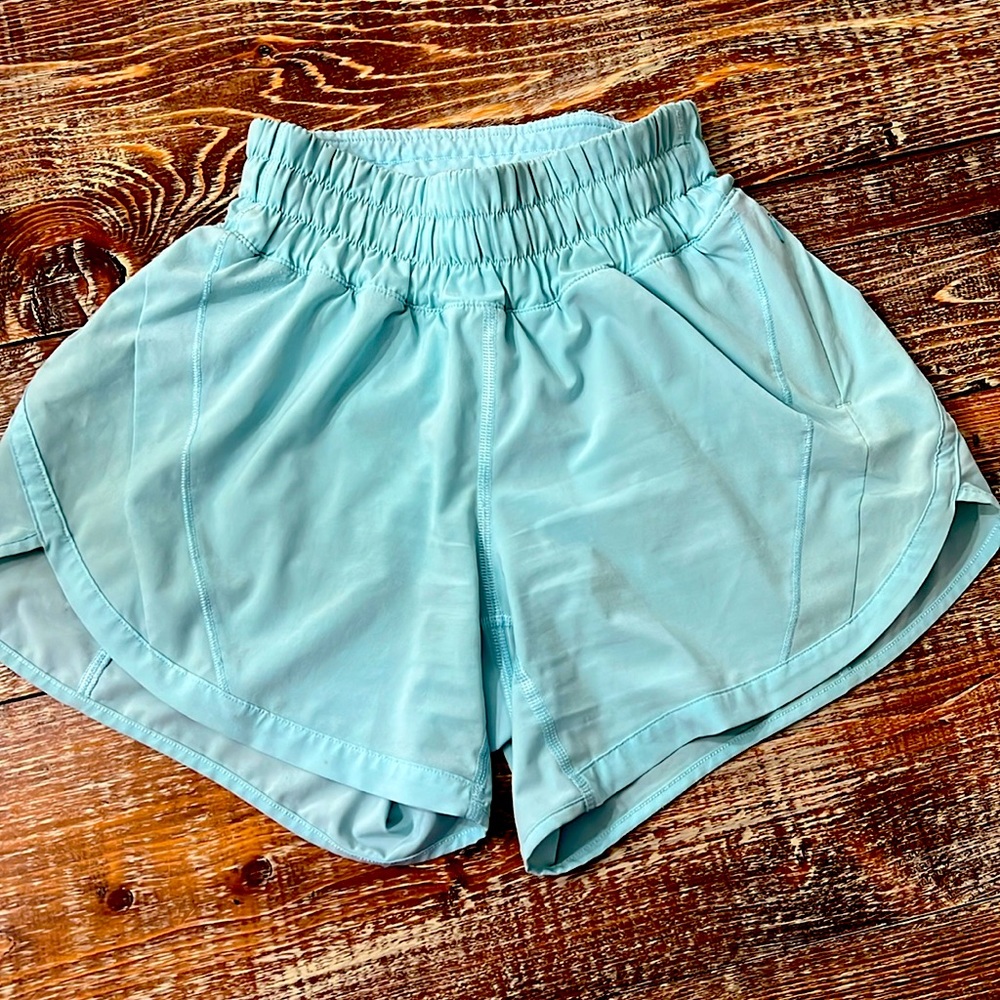 Hotty hot lululemon shorts